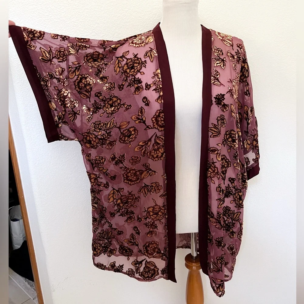 NWT - Sheer Floral Velvet and Chiffon Kimono | Wine, Gold | Women’s Small